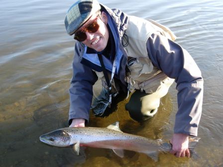 http://www.nicolascarles.com/photos-de-peche-sportive-au-gros-ou-de-peche-a-la-mouche/.Don_Kintore_16-02-08__21__m.jpg