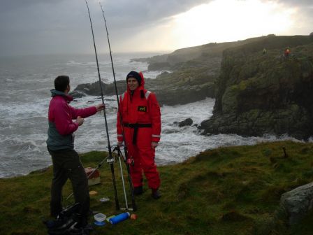 Emile et Nico. Cod fishing depuis les falaises d'Altens